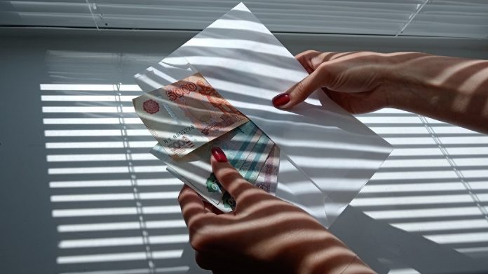 взятка женщине