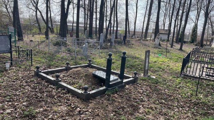 Кладбище в Касимове. 17.4.25