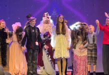 В Касимовском округе детей участников СВО пригласили на новогоднее представление