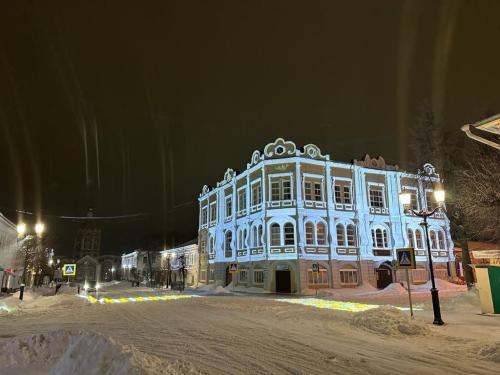 photo 5470124735812719340 y